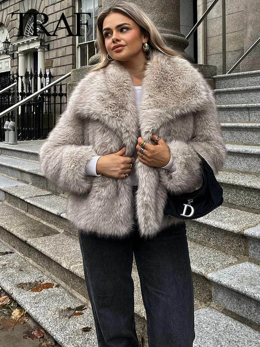 Trafza Cropped Faux Fur Jacket – Chic Buttoned Coat
