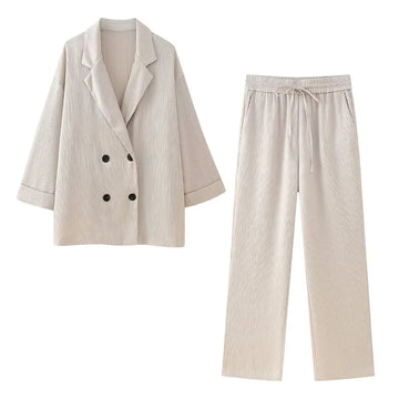 Women’s Double-Breasted Suit – Blazer & Trousers Spring 2024